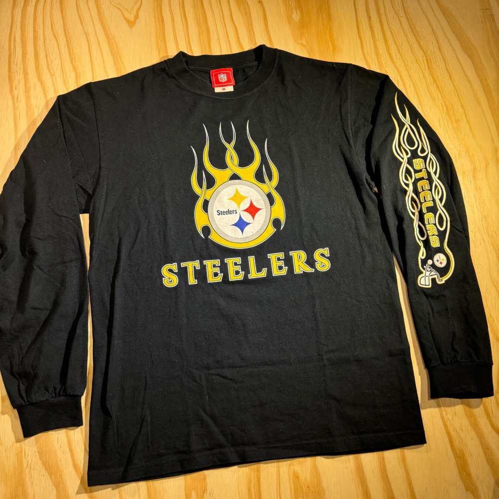 NFL Men's Pittsburgh Steelers Flame Sleeve Long Sleeve Graphic Tee Black Size M
